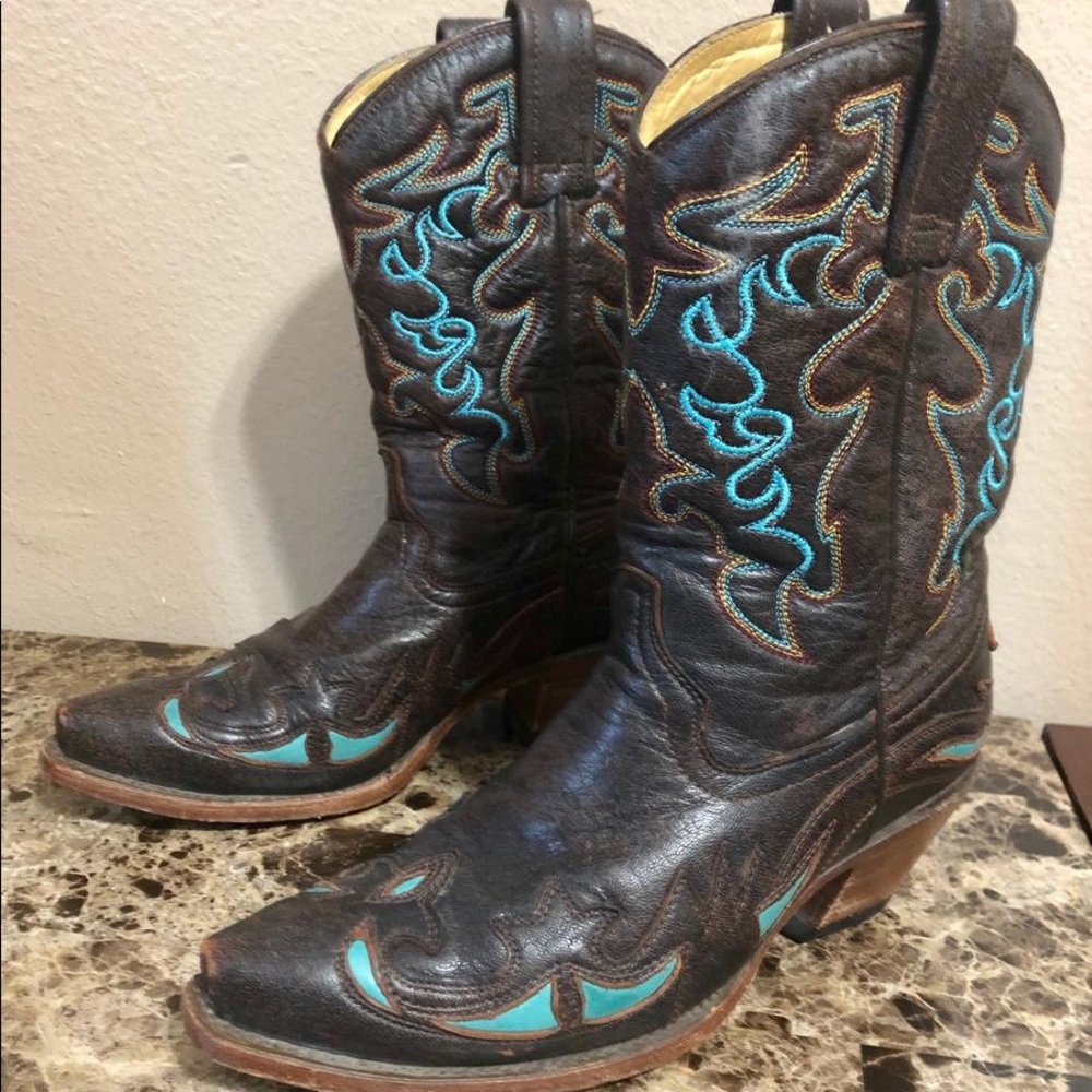 Women’s CORRAL Boots size 6.5 M pre-owned